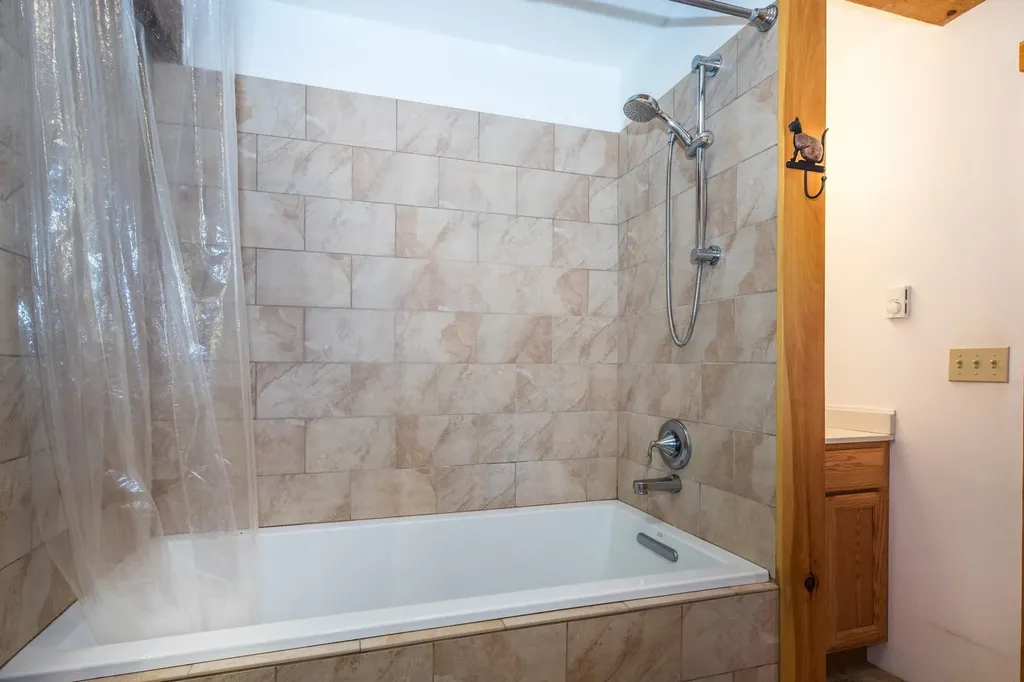 202 Scotts Road Ira VT 05777