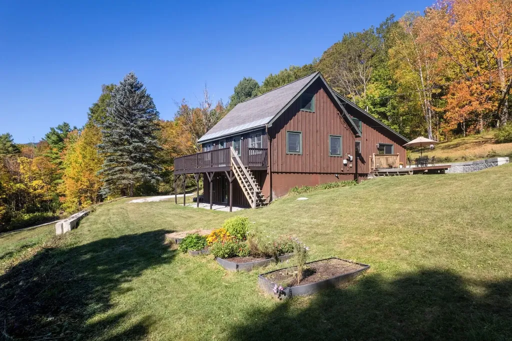 202 Scotts Road Ira VT 05777