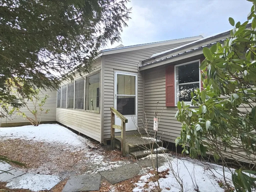 5272 Spear Street Shelburne VT 05482