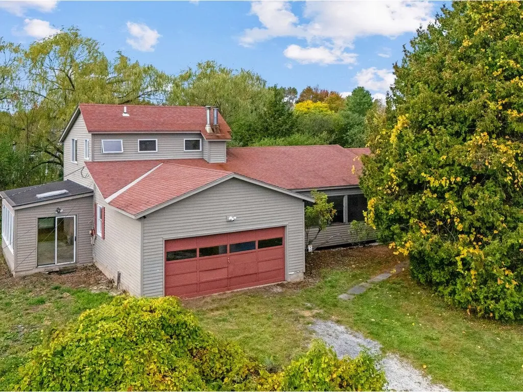 5272 Spear Street Shelburne VT 05482