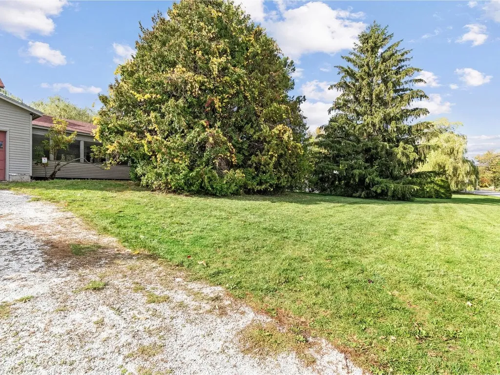 5272 Spear Street Shelburne VT 05482