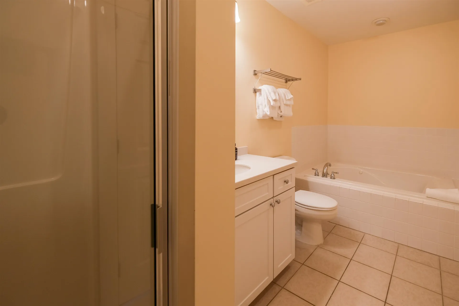 238 Q1 Jackson Gore Inn Ludlow VT 05149