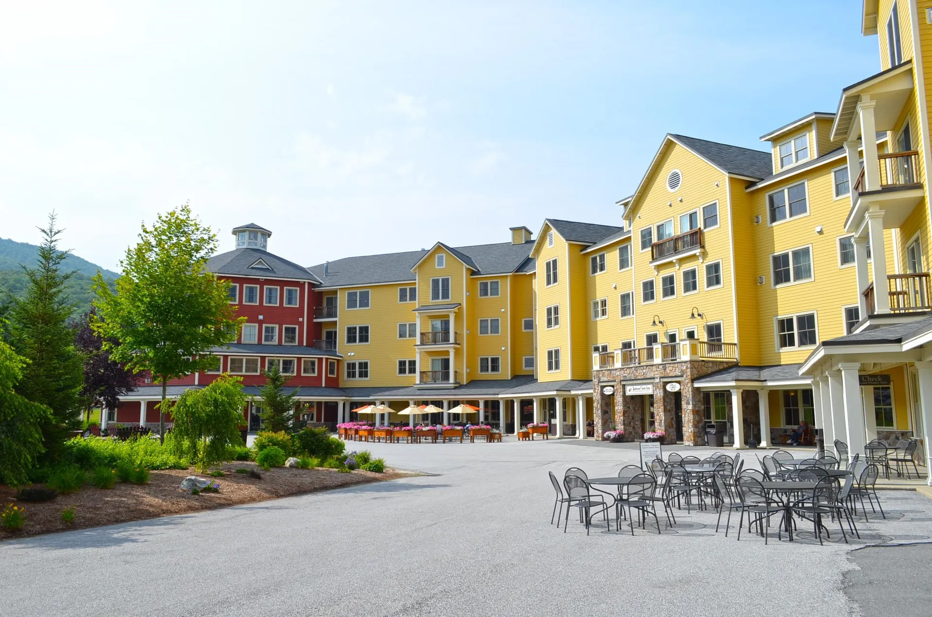 238 Q1 Jackson Gore Inn Ludlow VT 05149