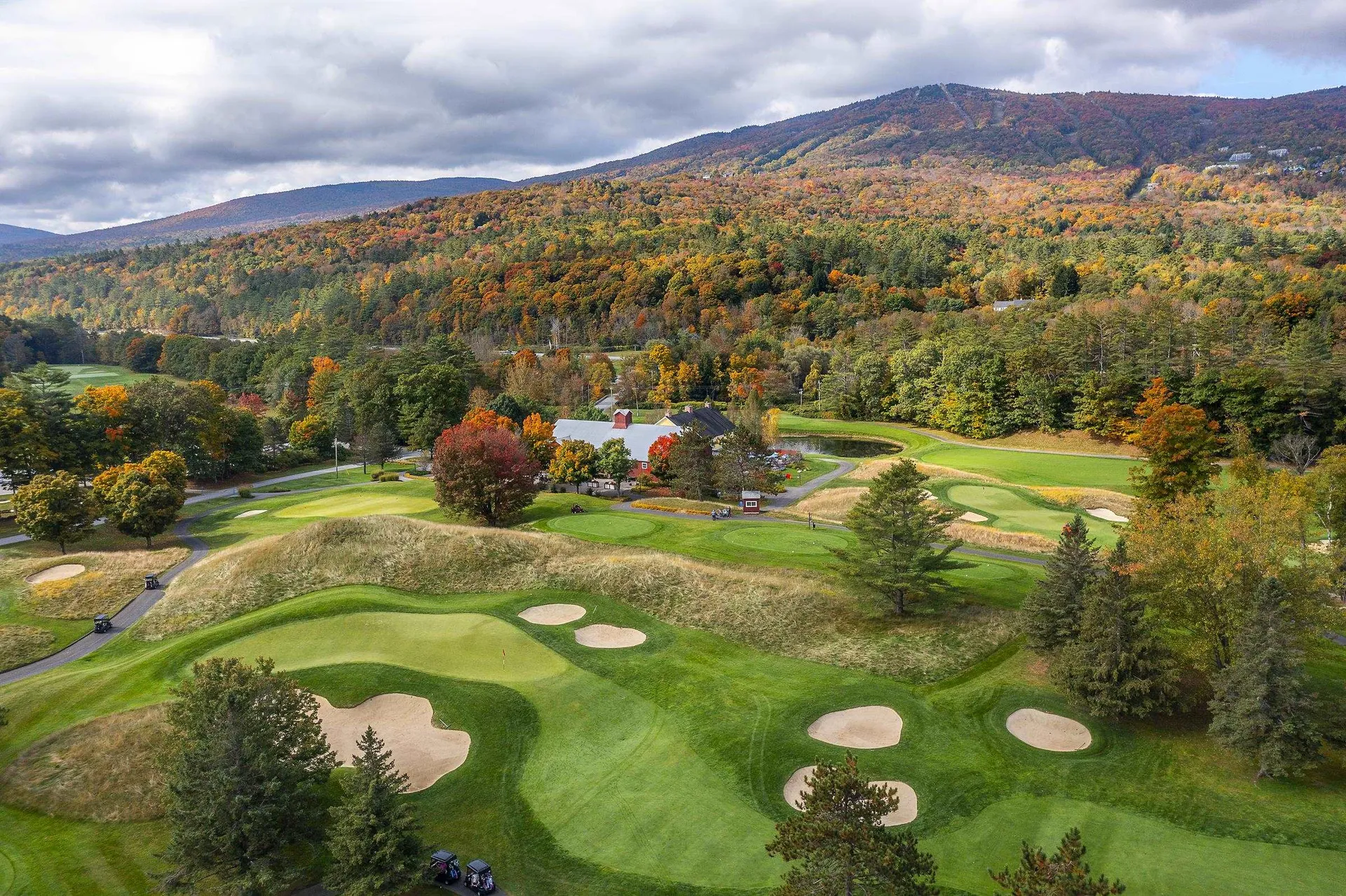 238 Q1 Jackson Gore Inn Ludlow VT 05149