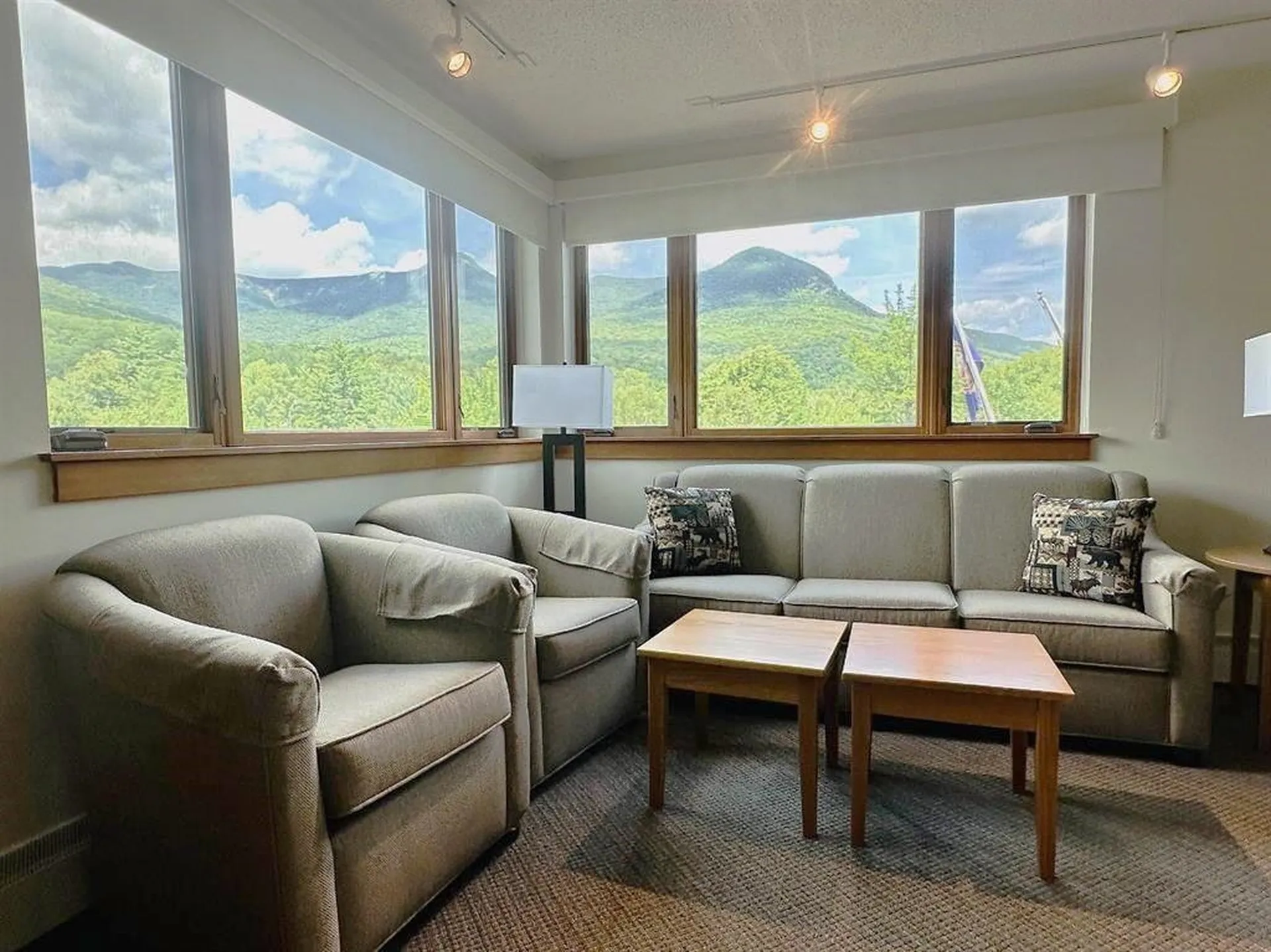 90 Loon Mountain Road Lincoln NH 03251