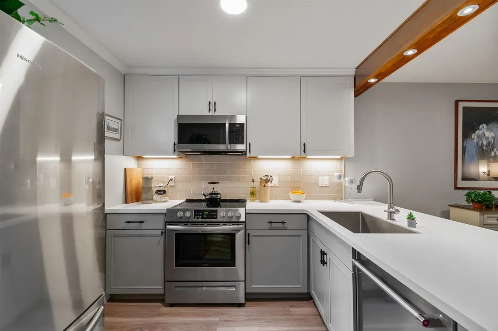 26 Hayes Avenue South Burlington VT 05403