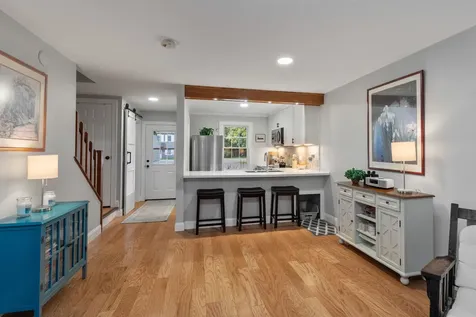 26 Hayes Avenue South Burlington VT 05403