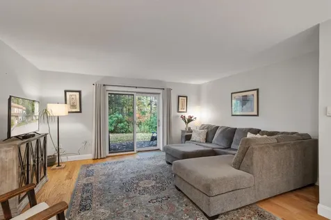 26 Hayes Avenue South Burlington VT 05403