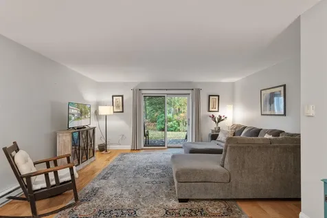 26 Hayes Avenue South Burlington VT 05403