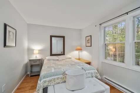 26 Hayes Avenue South Burlington VT 05403