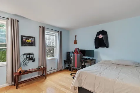 26 Hayes Avenue South Burlington VT 05403