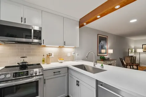 26 Hayes Avenue South Burlington VT 05403