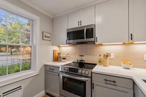 26 Hayes Avenue South Burlington VT 05403