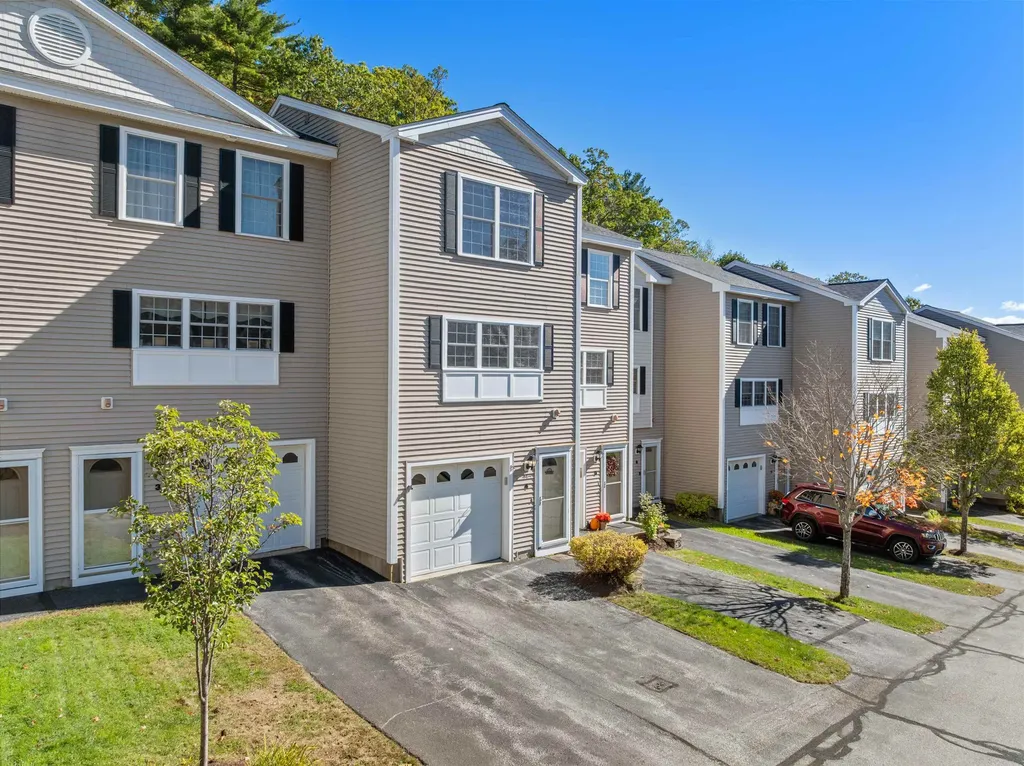 19 Dillon Way Laconia NH 03246