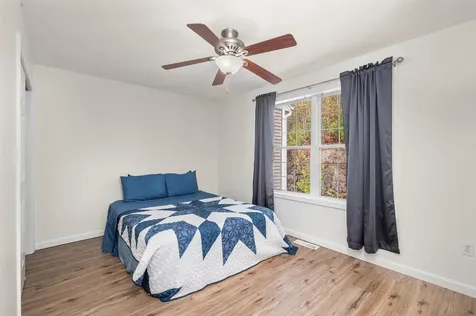 19 Dillon Way Laconia NH 03246