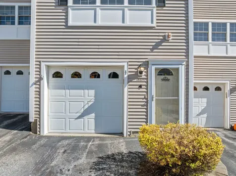 19 Dillon Way Laconia NH 03246