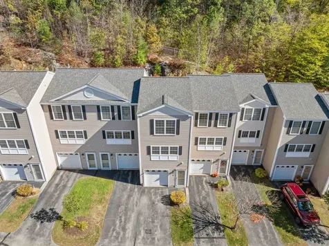 19 Dillon Way Laconia NH 03246