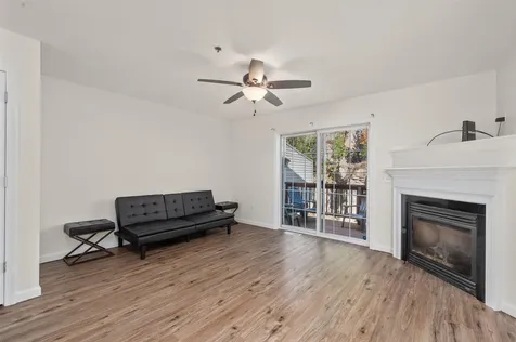 19 Dillon Way Laconia NH 03246