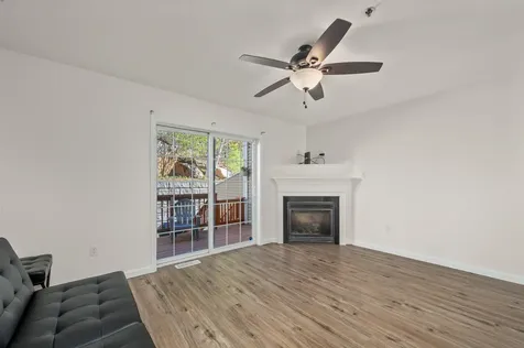 19 Dillon Way Laconia NH 03246