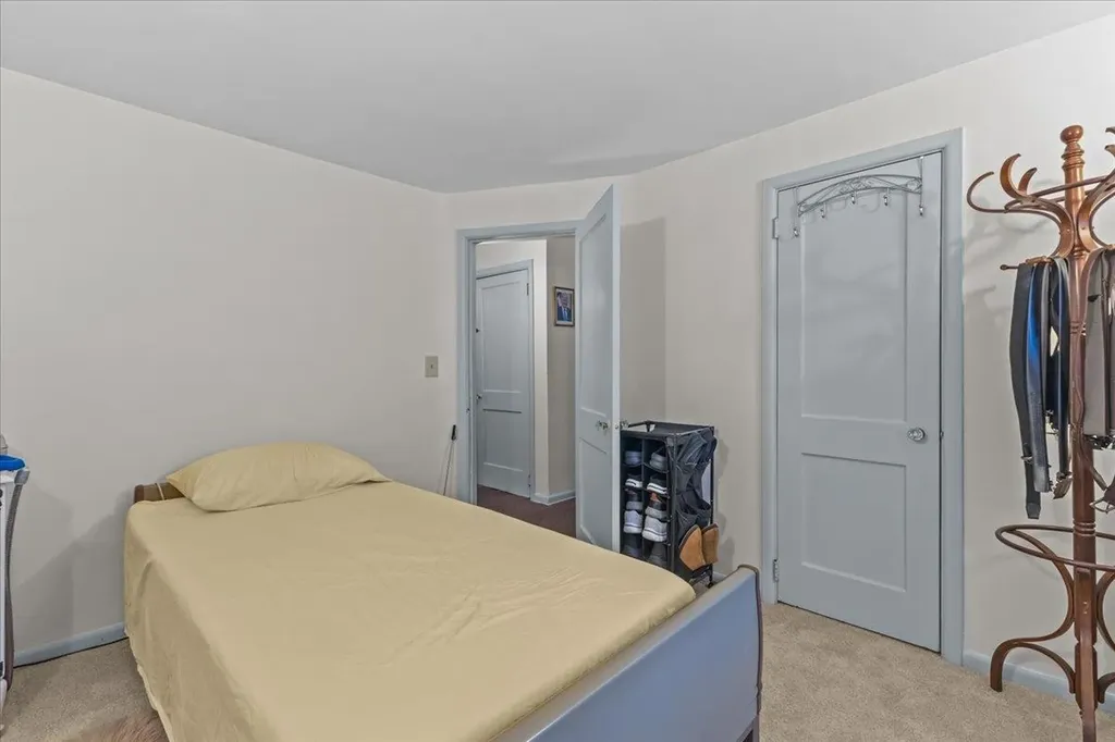 32 Birch Court Burlington VT 05408