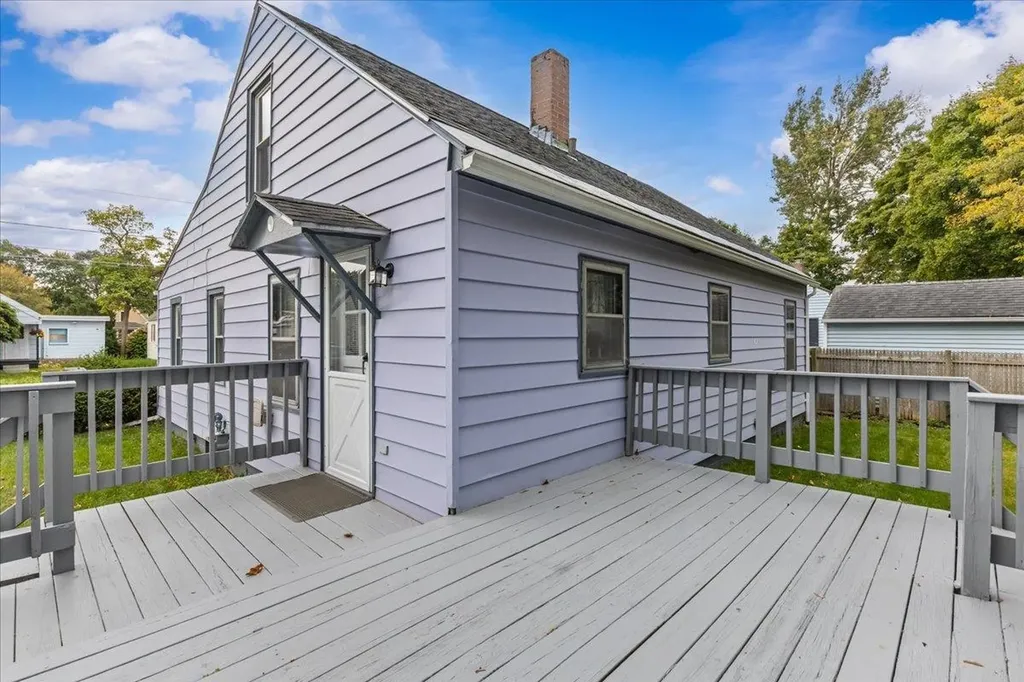 32 Birch Court Burlington VT 05408