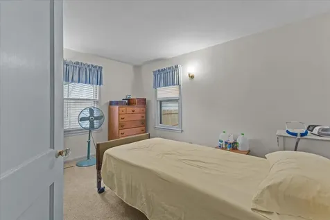 32 Birch Court Burlington VT 05408