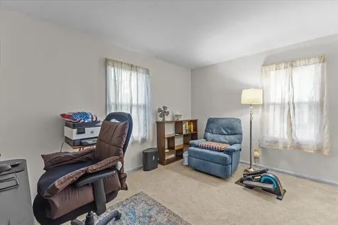 32 Birch Court Burlington VT 05408