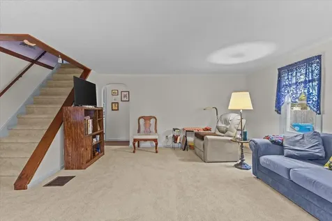 32 Birch Court Burlington VT 05408