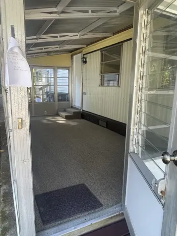 19 Embassy Avenue Hooksett NH 03106