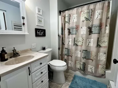 30 Bayberry Lane South Burlington VT 05403