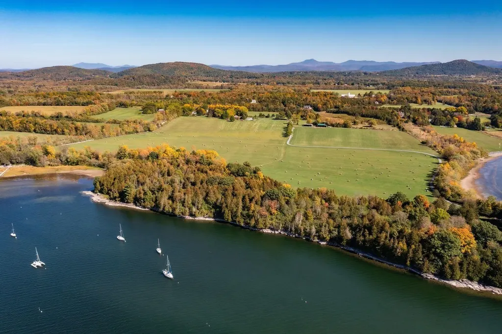 1028 Converse Bay Road Charlotte VT 05445-0000