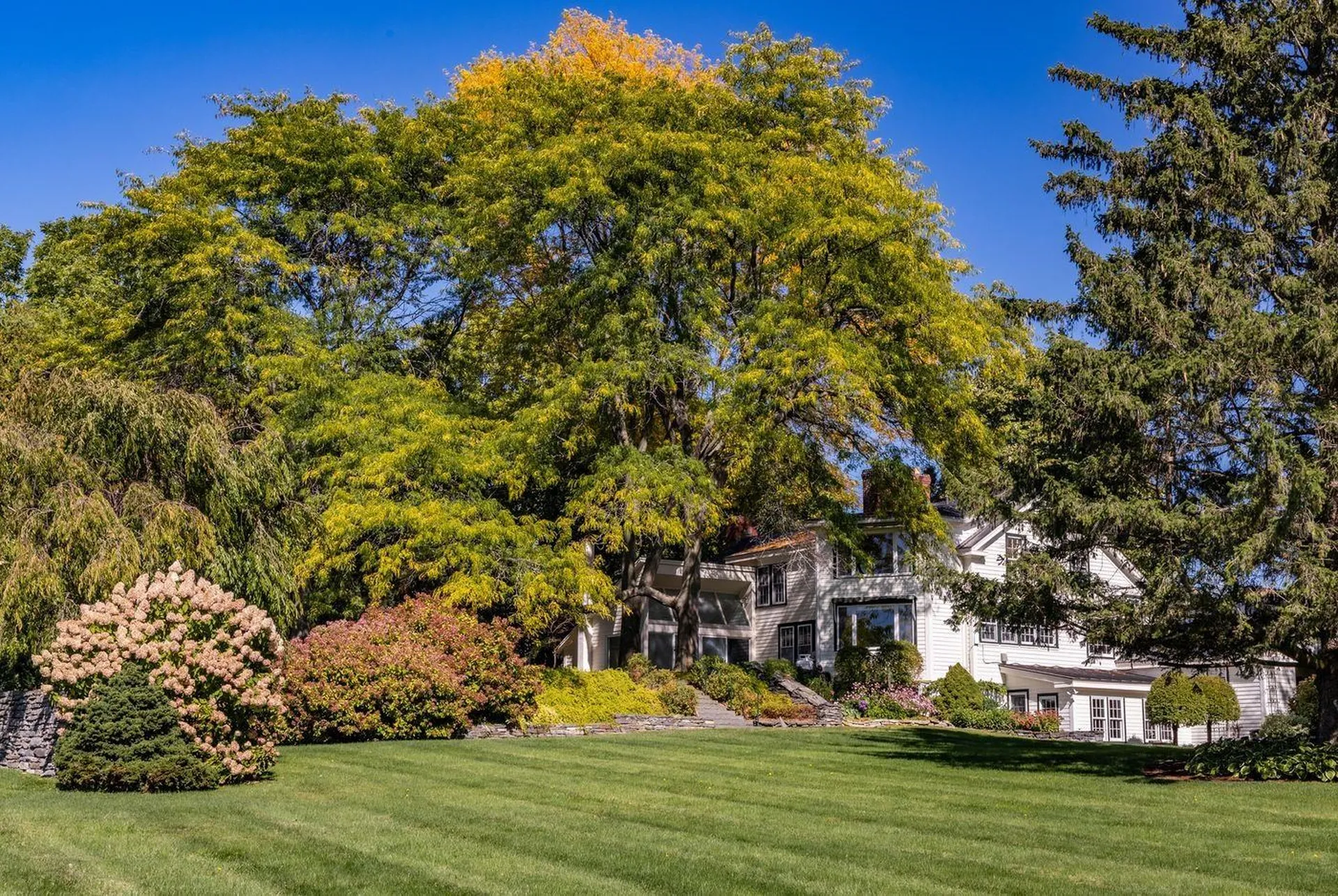 1028 Converse Bay Road Charlotte VT 05445-0000