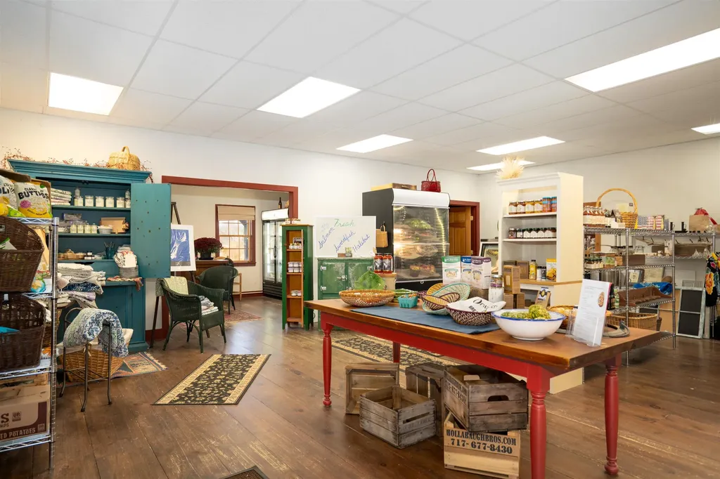 3950 Vermont Route 100 Londonderry VT 05155