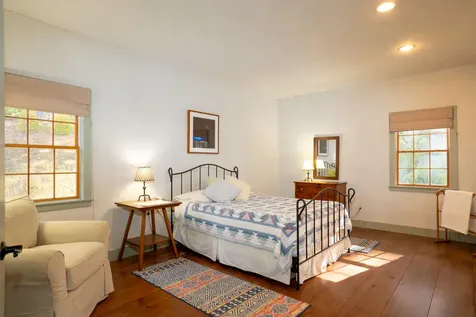 3950 Vermont Route 100 Londonderry VT 05155