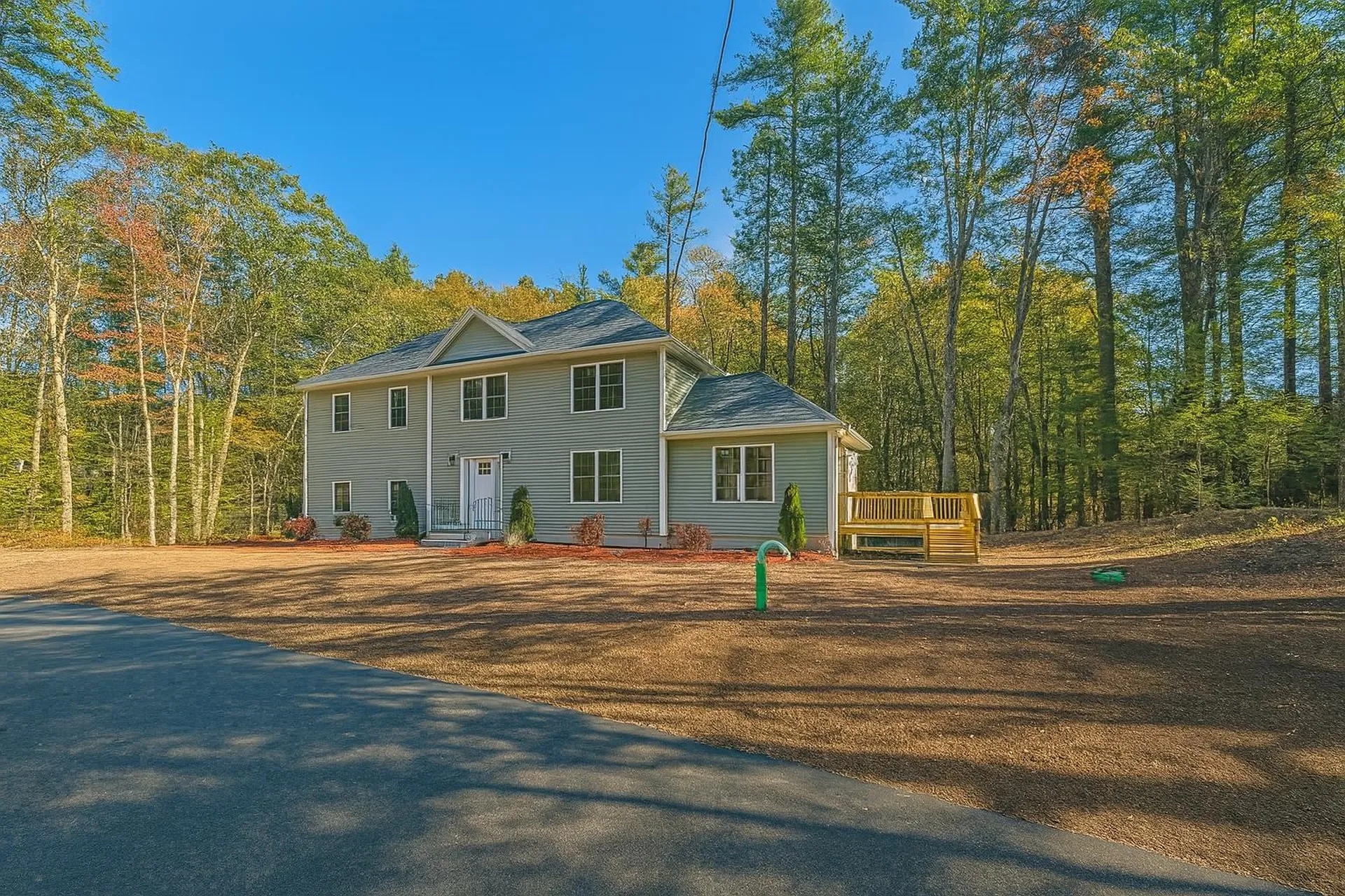 4 Sheldon Road Derry NH 03038