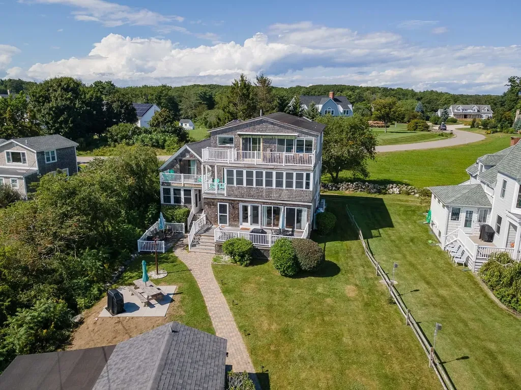 1497 Ocean Boulevard Rye NH 03870