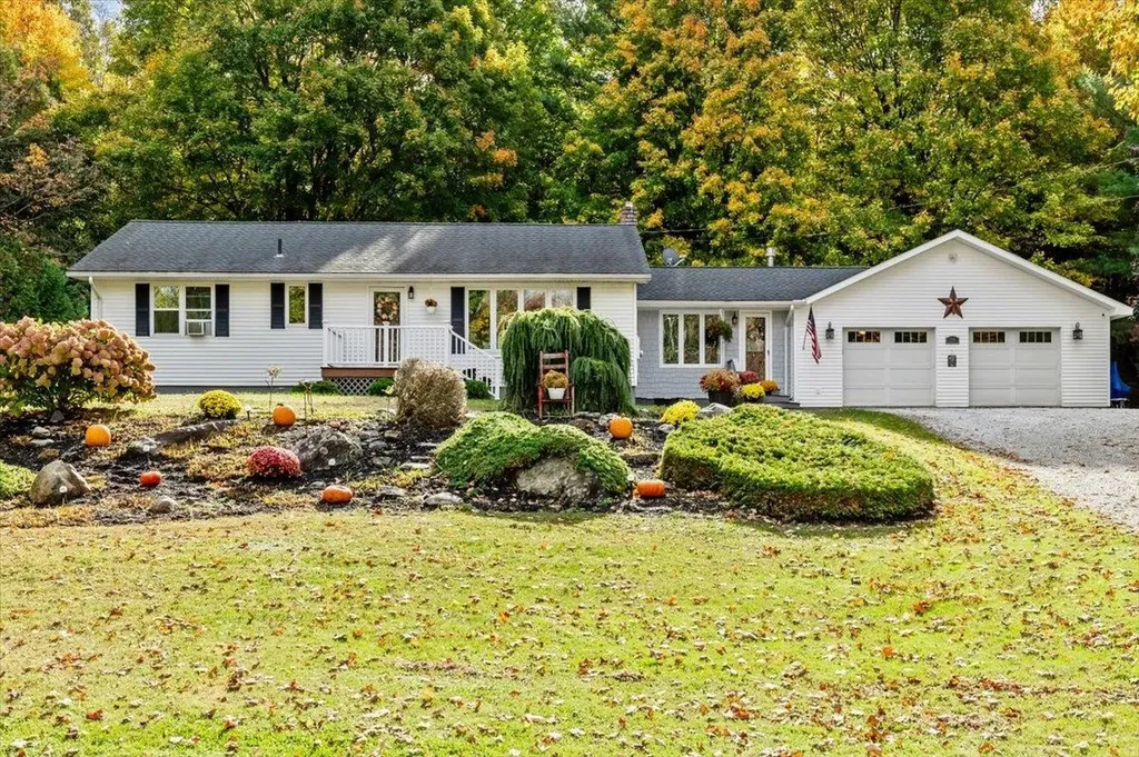 336 Vermont Route 105 Sheldon VT 05483