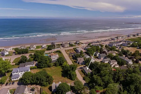 18 Baker Avenue Rye NH 03870