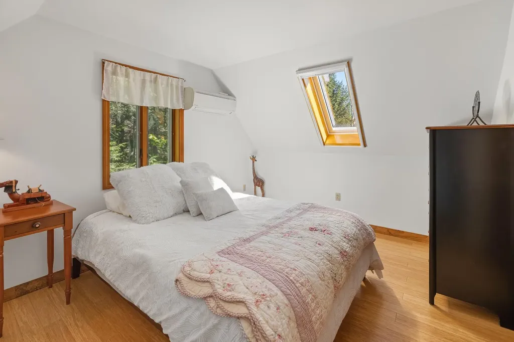 1886 Winhall Hollow Road Londonderry VT 05155