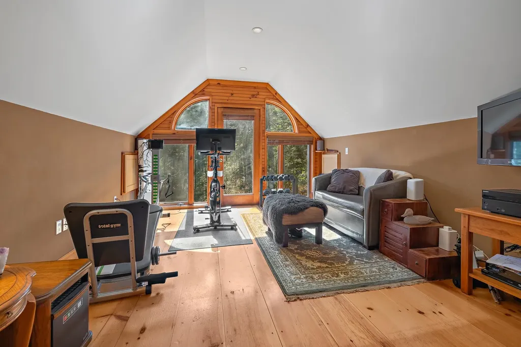 1886 Winhall Hollow Road Londonderry VT 05155