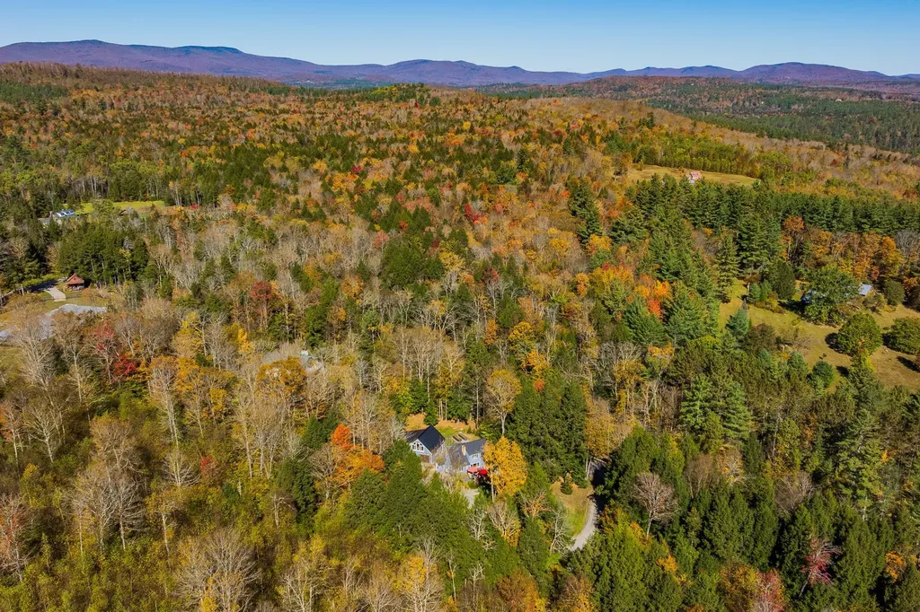 1886 Winhall Hollow Road Londonderry VT 05155