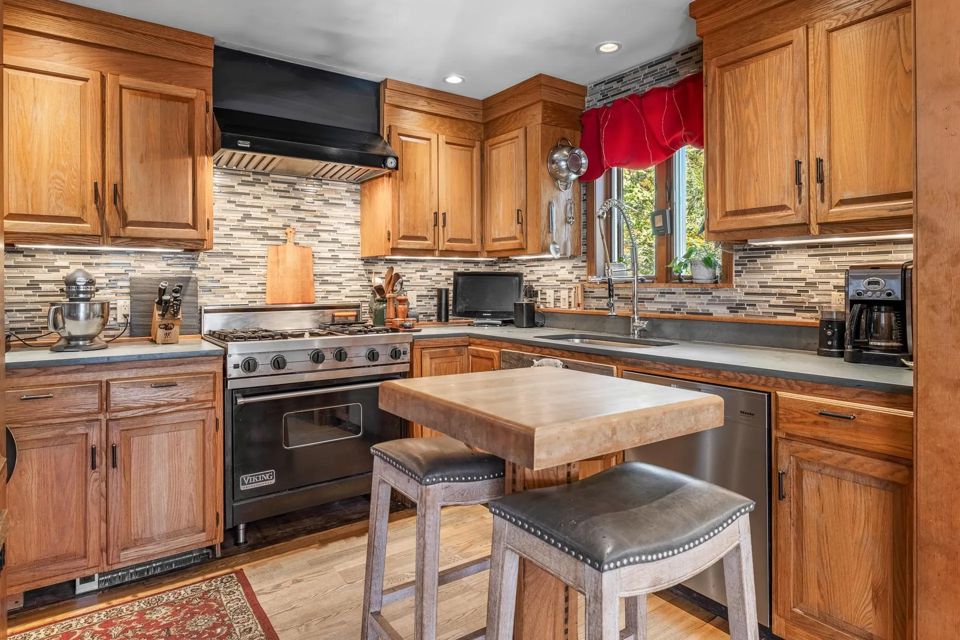 1886 Winhall Hollow Road Londonderry VT 05155