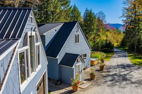 1886 Winhall Hollow Road Londonderry VT 05155