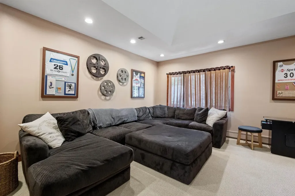 52 Bunker Lane Lincoln NH 03251