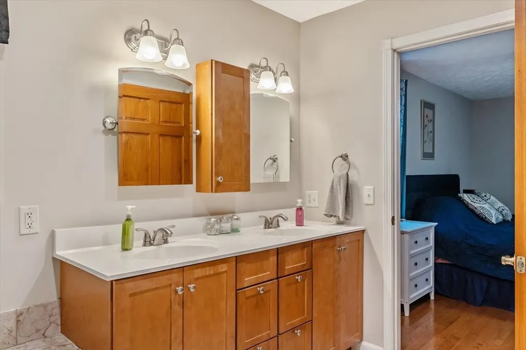 33 Heritage Lane Highgate VT 05459