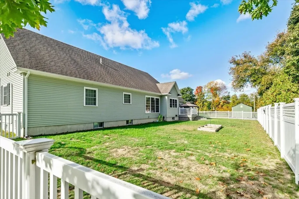 33 Heritage Lane Highgate VT 05459