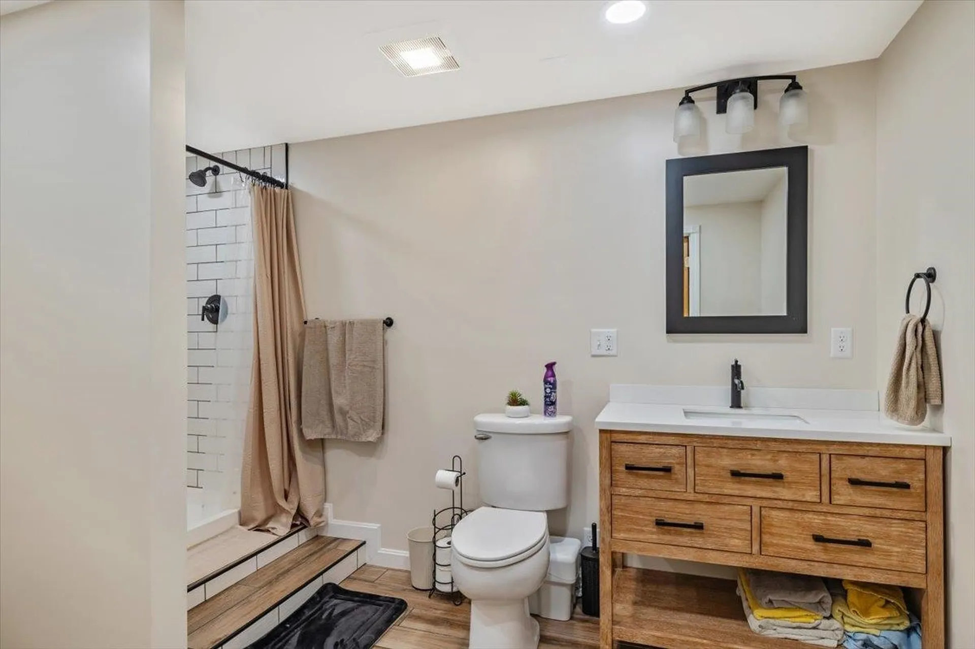 33 Heritage Lane Highgate VT 05459