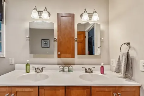 33 Heritage Lane Highgate VT 05459