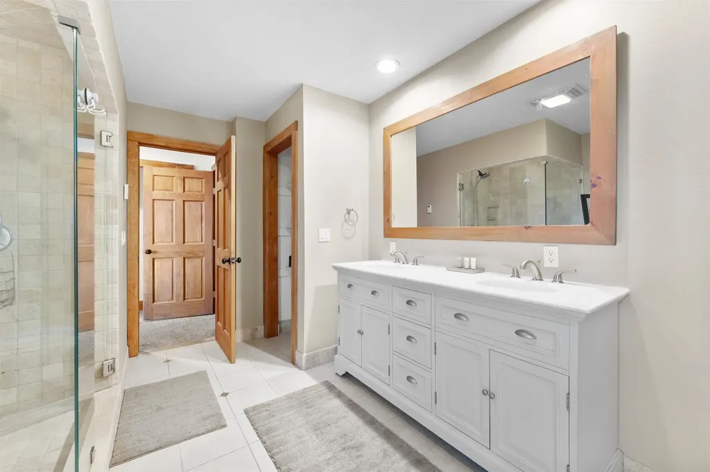 9 Lower Taylor Hill Road Winhall VT 05340