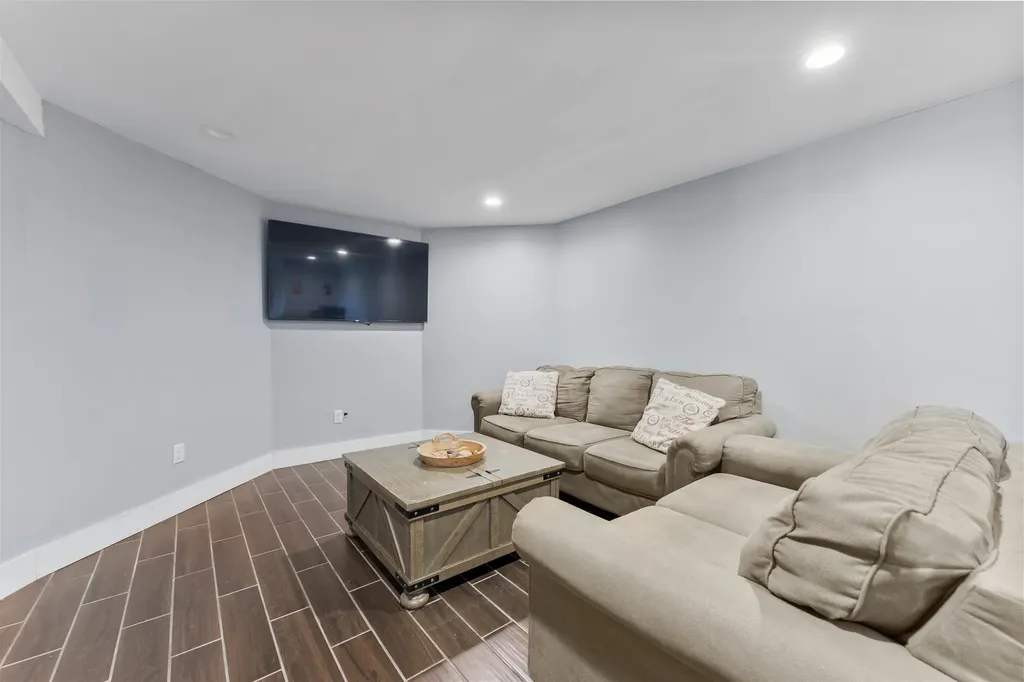 9 Lower Taylor Hill Road Winhall VT 05340